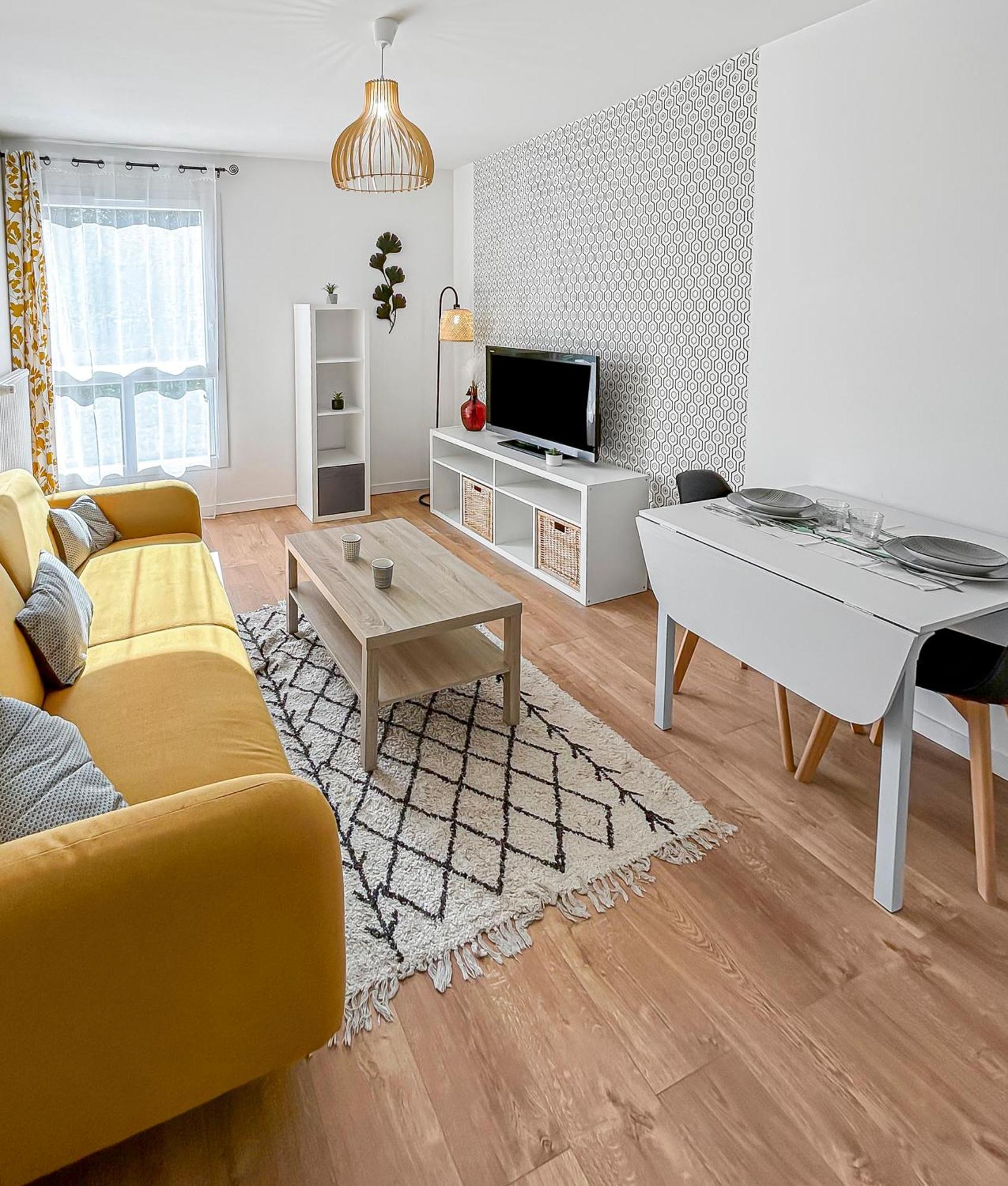 Appartement Lumineux, Wi-Fi Et Parking Prive Niort Exterior photo